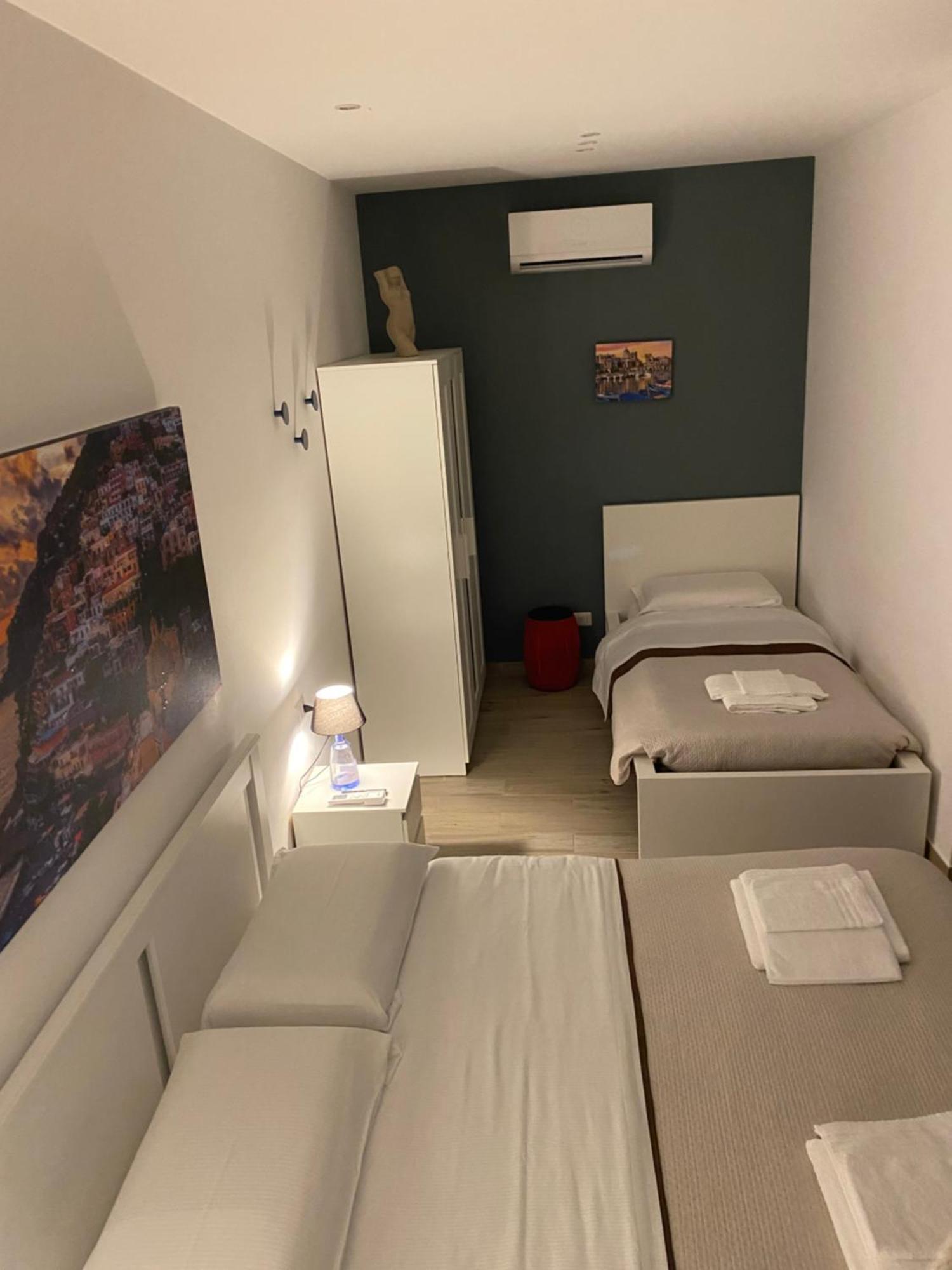 Couette-café Giomartrooms *